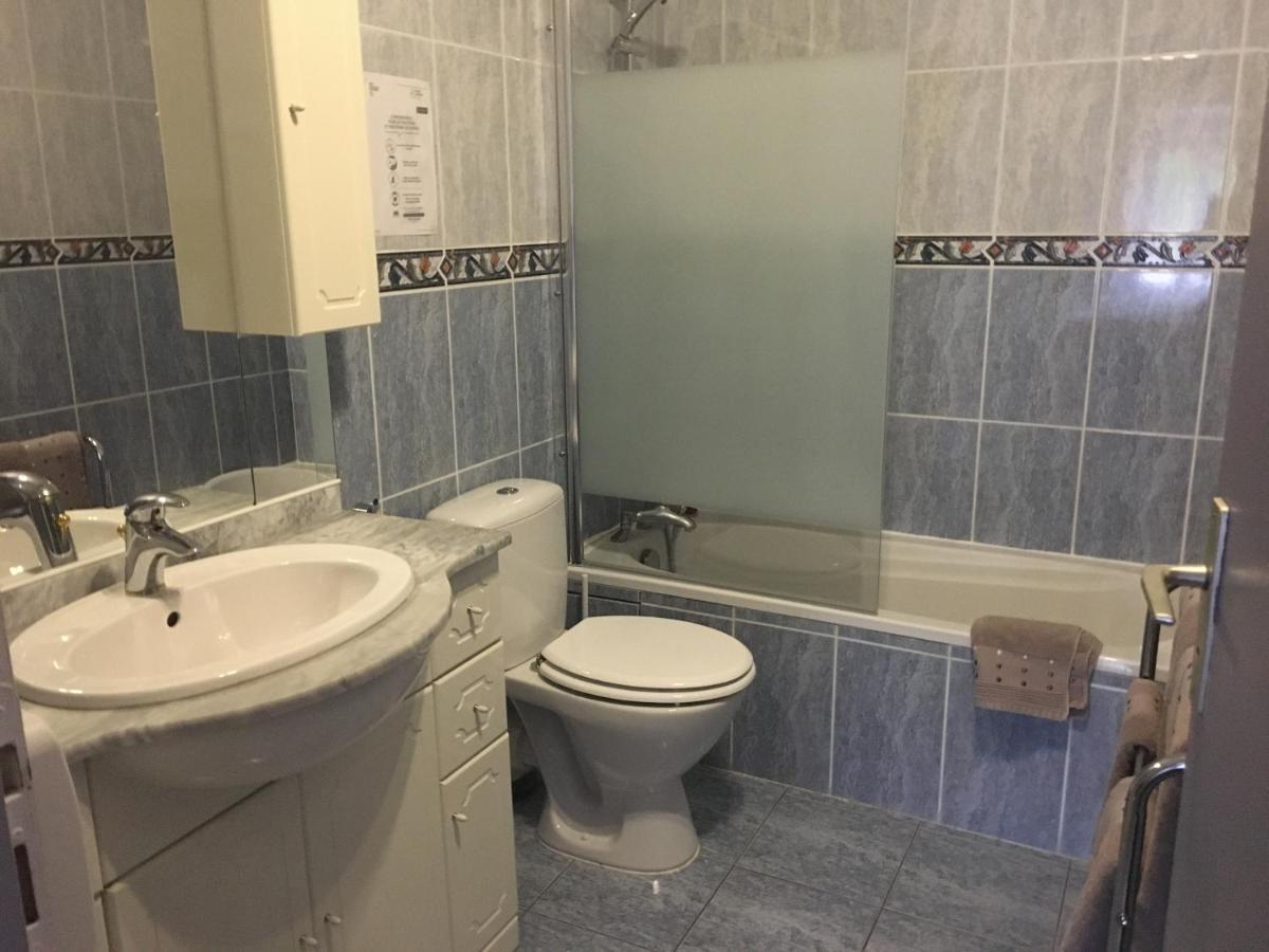 L'Un Des Sens Hotell Villefranche-de-Lonchat Eksteriør bilde